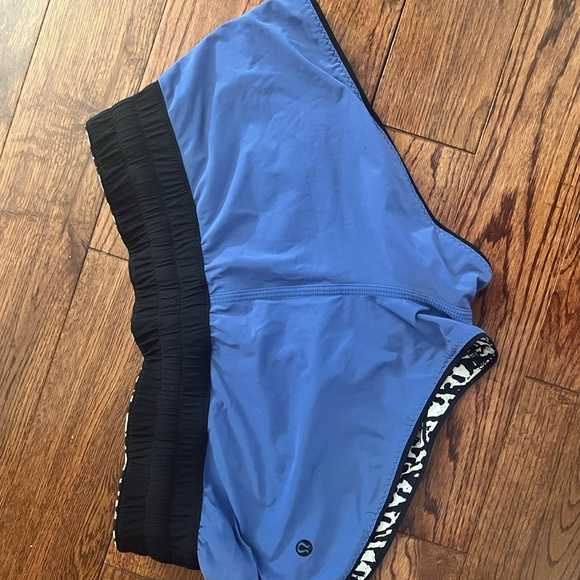 Sz 8 reversible swim shorts - Picture 3 of 3
